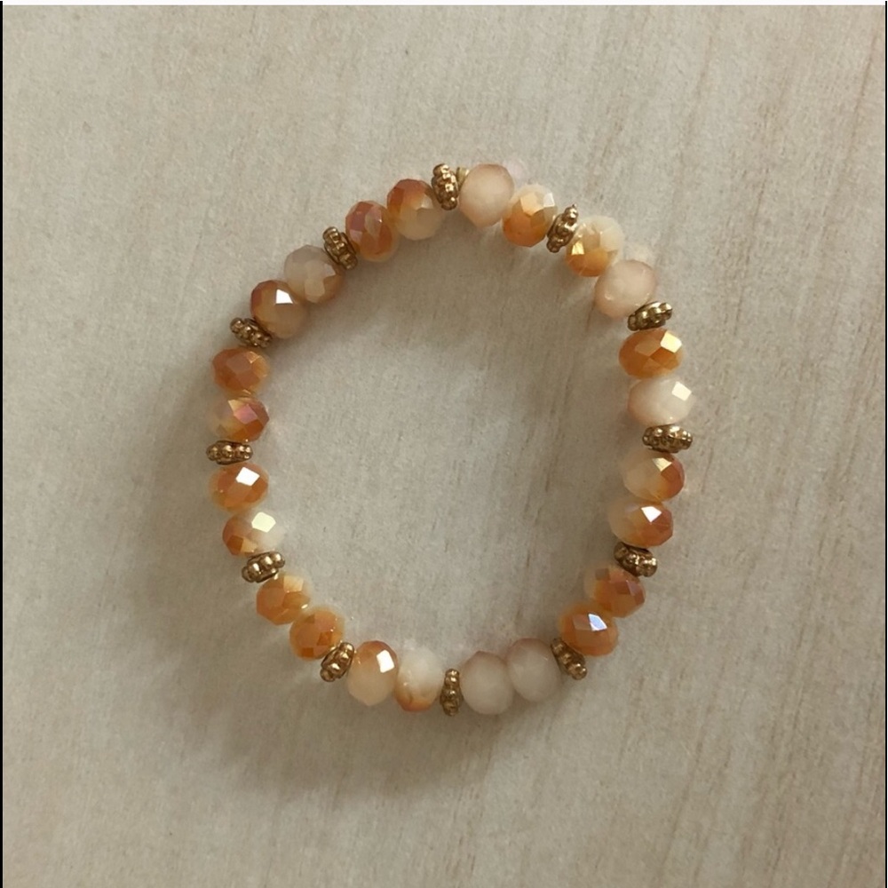 bundle of 6 bracelets